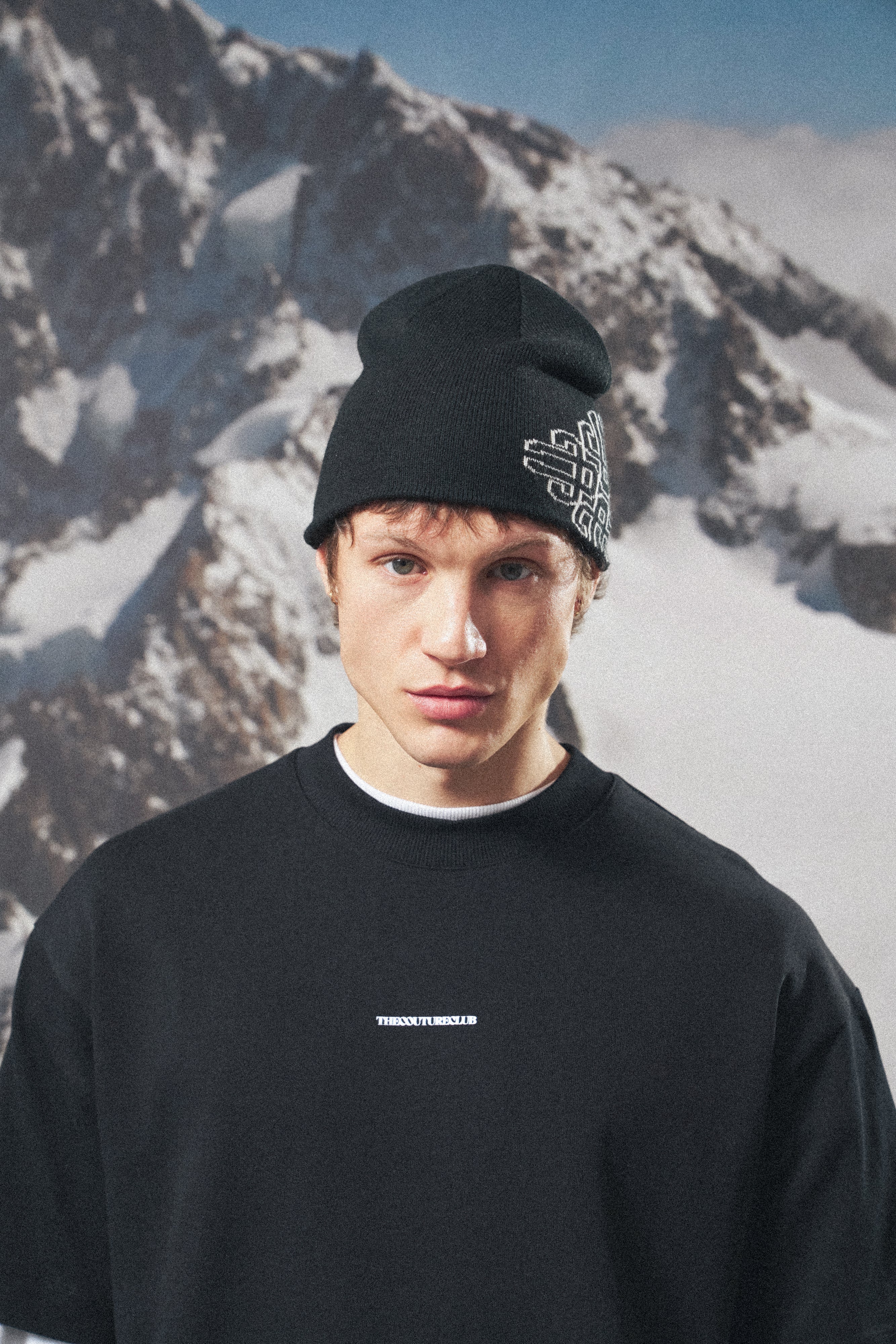 DOUBLE MICRO COPYRIGHT PRINT T-SHIRT - BLACK - Image 3